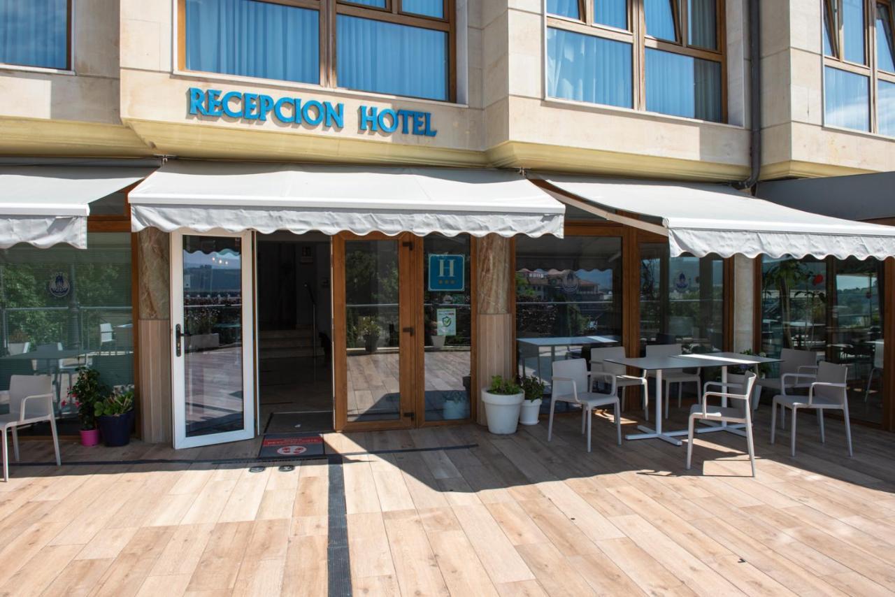 Hotel Faro De San Vicente Сан-Висенте-де-ла-Баркера Экстерьер фото