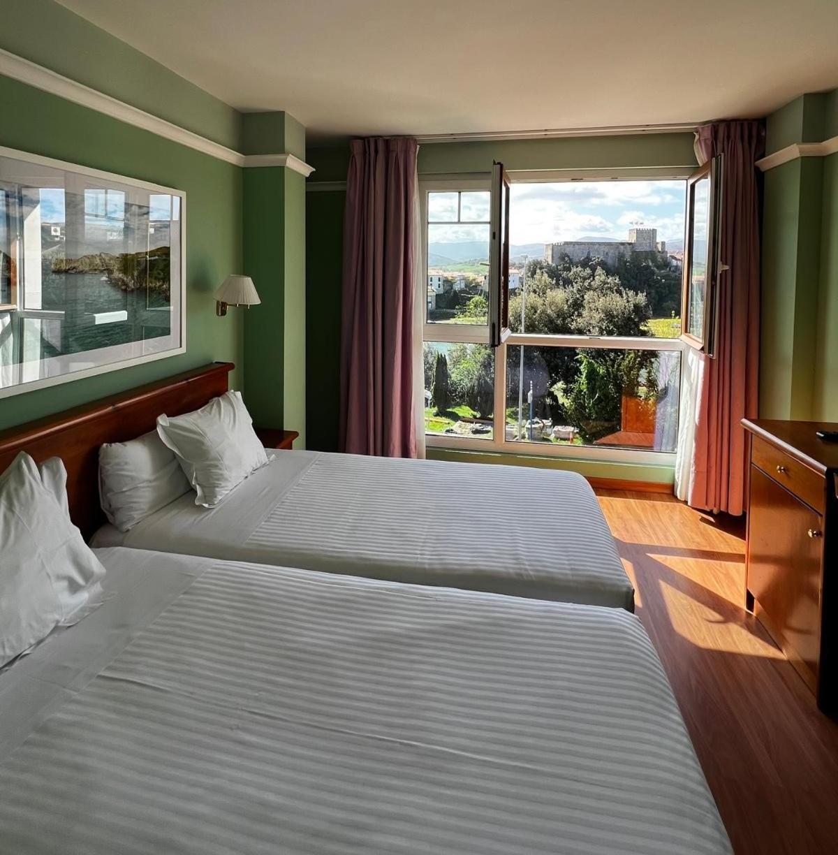 Hotel Faro De San Vicente Сан-Висенте-де-ла-Баркера Экстерьер фото