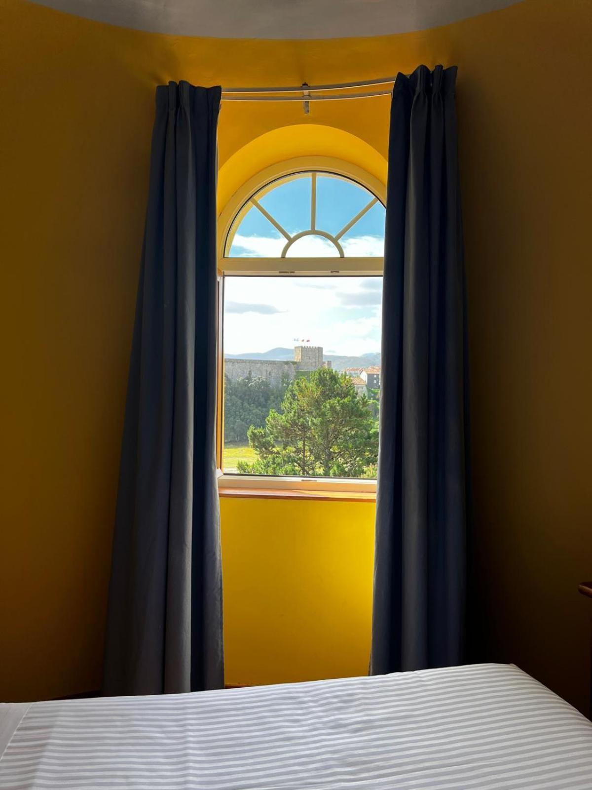 Hotel Faro De San Vicente Сан-Висенте-де-ла-Баркера Экстерьер фото